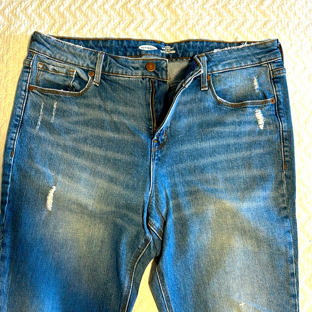 Old Navy power slim straight, high rise secret slim pockets distressed, raw hem